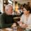 Faire son coming out après 50 ans : comment en parler à ses proches sans se mettre la pression ?